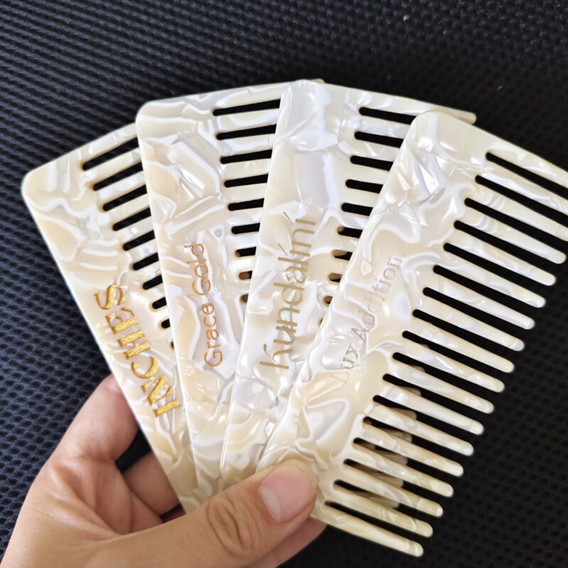Comb - Image 6