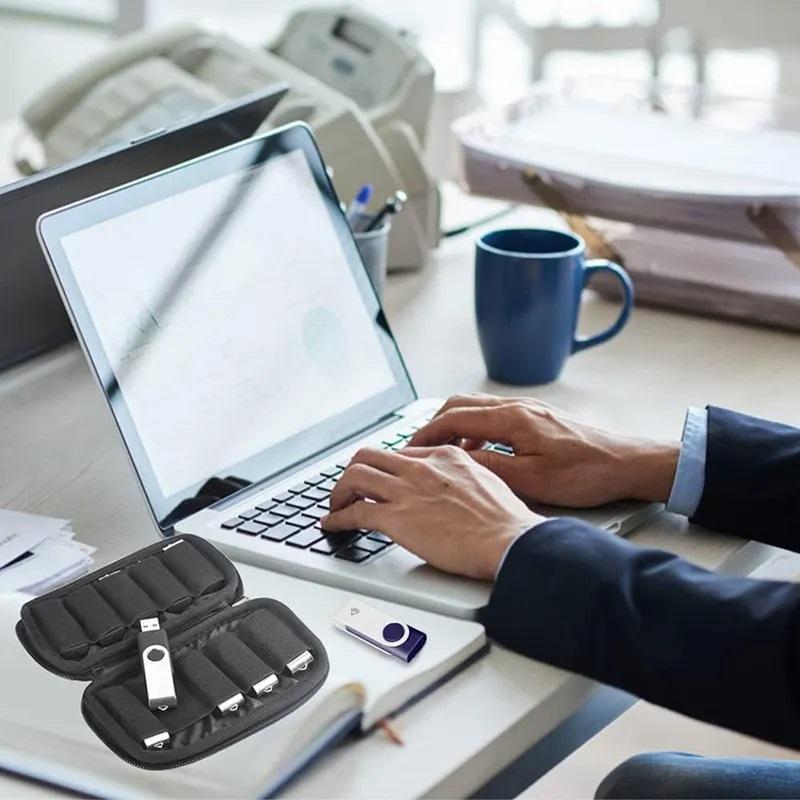 USB hub pouches - Image 6