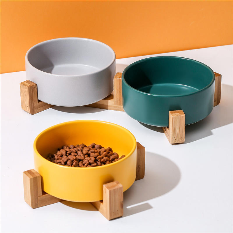 Pet travel bowls