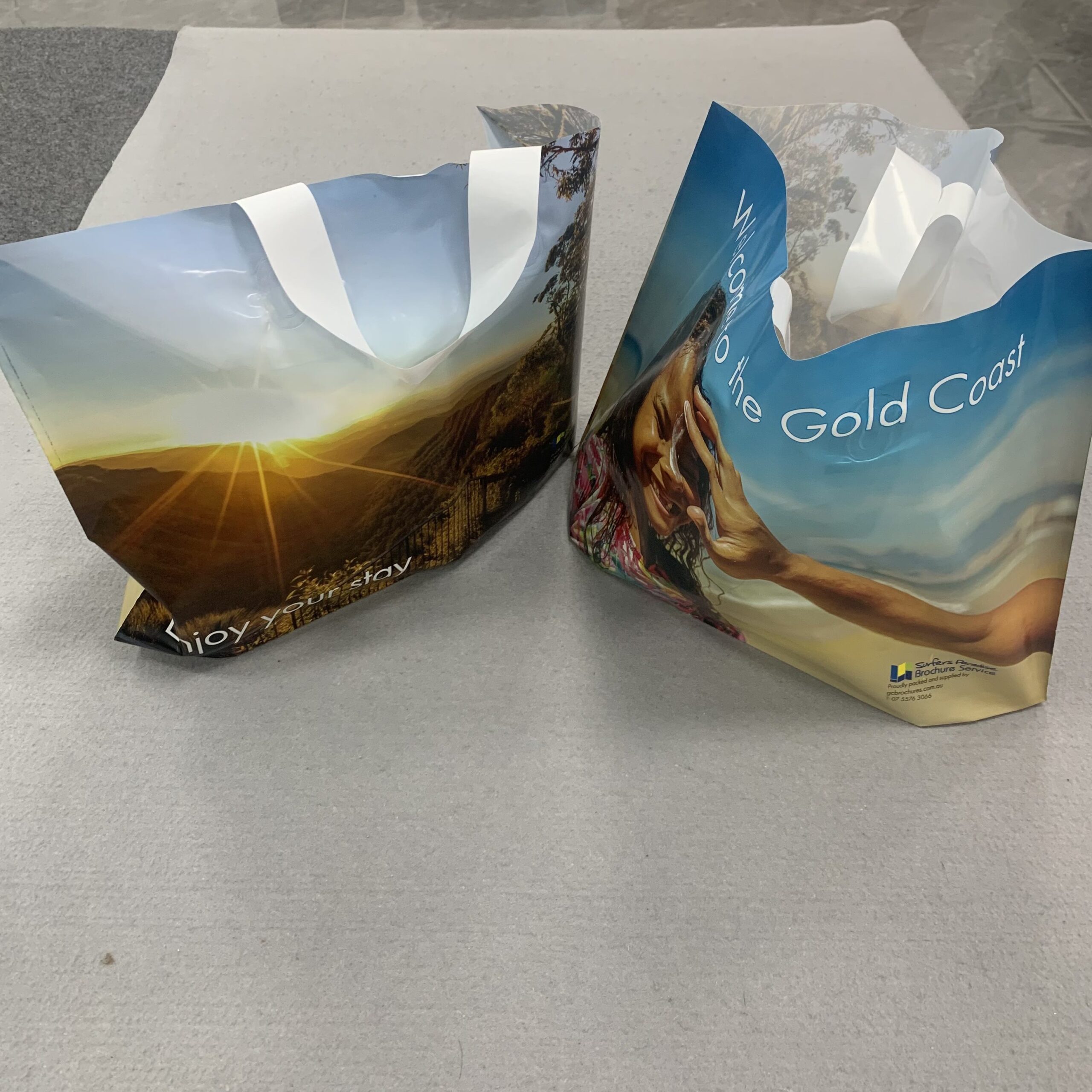 Waterproof tote sacks - Image 2