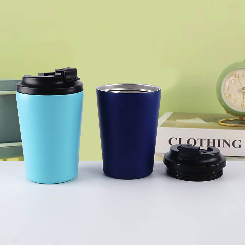 Travel mugs - Image 3